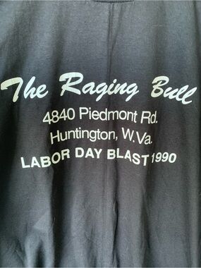 Vintage 1990 Raging Bull Huntington West Va. Bar Restaurant Tee Shirt 90s